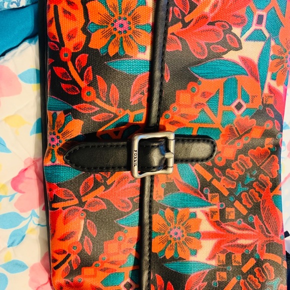 Fossil Mosaic Keyper Crossbody HandbagPurse floral - Picture 1 of 8